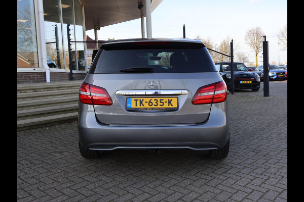 Mercedes-Benz B-Klasse 180 AUT. + 19 INCH LMV | TREKHAAK | LED | CAMERA | STOELVERW. | NAVIGATIE