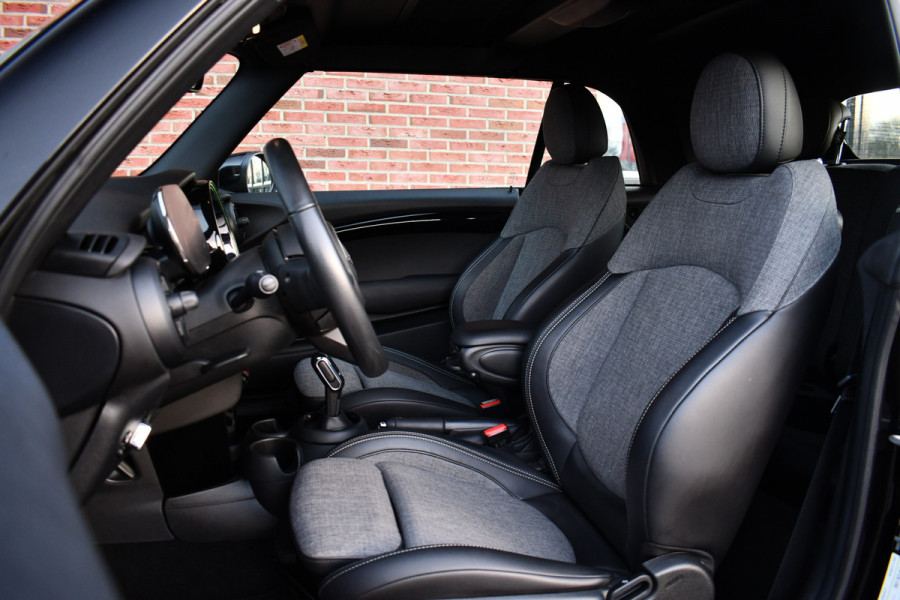 MINI Cabrio 1.5 Cooper 136pk aut Camera 18inch LED Windscherm