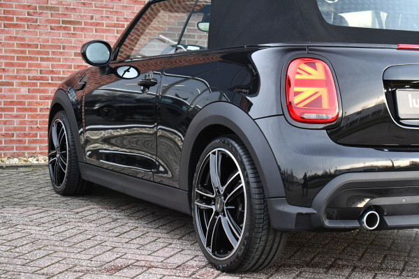 MINI Cabrio 1.5 Cooper 136pk aut Camera 18inch LED Windscherm
