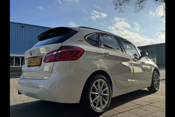 BMW 2 Serie Active Tourer 225xe iPerformance eDrive Edition - AUTOMAAT I Navigatie I Airco I PDC I Sport velgen I Dealer onderh.