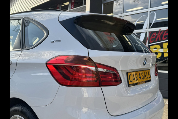 BMW 2 Serie Active Tourer 225xe iPerformance eDrive Edition - AUTOMAAT I Navigatie I Airco I PDC I Sport velgen I Dealer onderh.