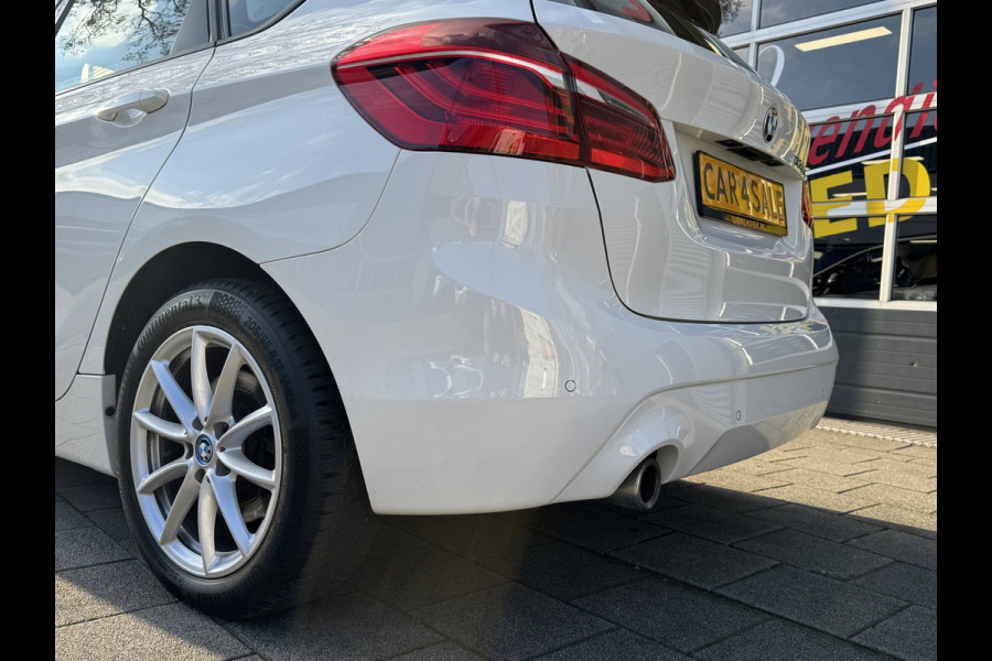 BMW 2 Serie Active Tourer 225xe iPerformance eDrive Edition - AUTOMAAT I Navigatie I Airco I PDC I Sport velgen I Dealer onderh.