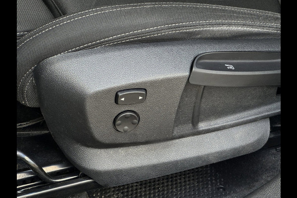 BMW 2 Serie Active Tourer 225xe iPerformance eDrive Edition - AUTOMAAT I Navigatie I Airco I PDC I Sport velgen I Dealer onderh.