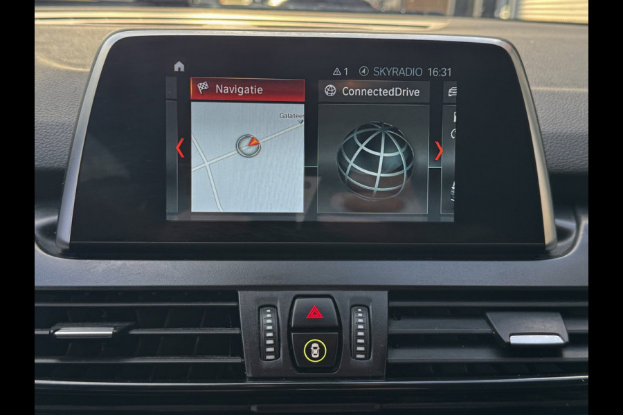 BMW 2 Serie Active Tourer 225xe iPerformance eDrive Edition - AUTOMAAT I Navigatie I Airco I PDC I Sport velgen I Dealer onderh.