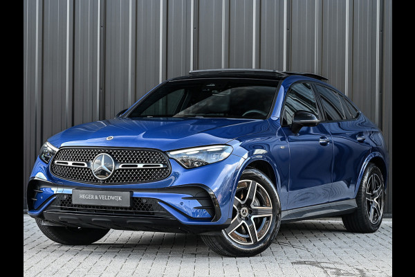 Mercedes-Benz GLC Coupé 300e 4MATIC AMG Line Panoramadak | Luchtvering | Distronic | Ambient verlichting plus | Achterasbesturing | Multicontourstoelen | 360 Camera | Digital Light |