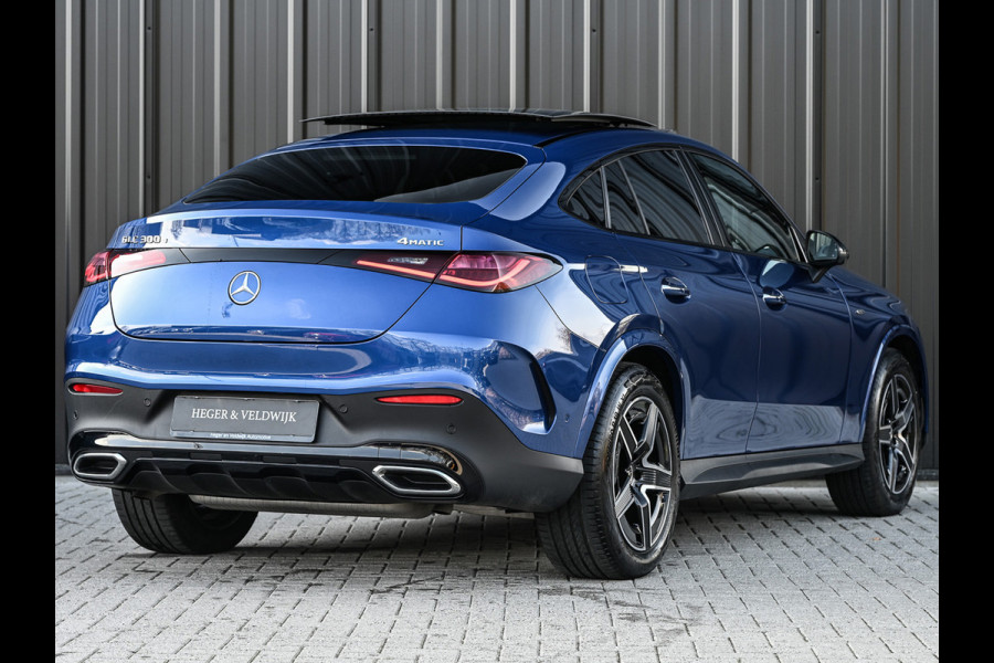 Mercedes-Benz GLC Coupé 300e 4MATIC AMG Line Panoramadak | Luchtvering | Distronic | Ambient verlichting plus | Achterasbesturing | Multicontourstoelen | 360 Camera | Digital Light |