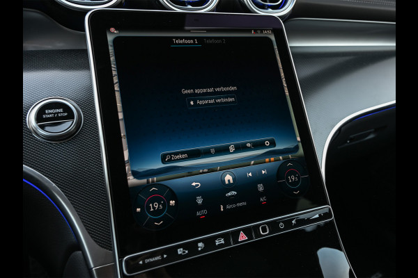 Mercedes-Benz GLC Coupé 300e 4MATIC AMG Line Panoramadak | Luchtvering | Distronic | Ambient verlichting plus | Achterasbesturing | Multicontourstoelen | 360 Camera | Digital Light |