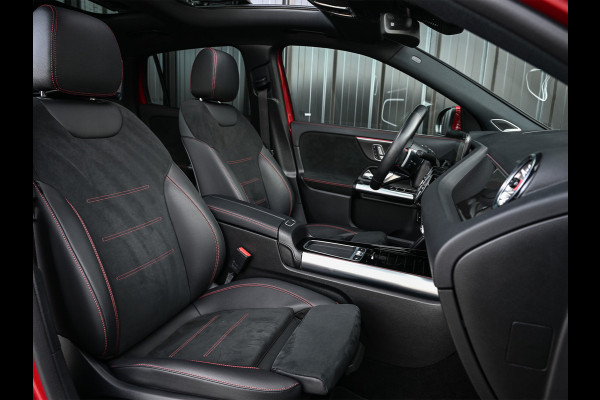 Mercedes-Benz GLA 250 e AMG Line Facelift | Panoramadak | Elektr. verst. stoelen met geheugen | Ambient verlichting | 20 inch | Burmester audio
