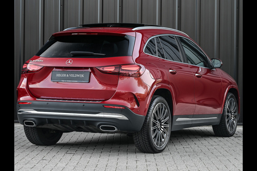 Mercedes-Benz GLA 250 e AMG Line Facelift | Panoramadak | Elektr. verst. stoelen met geheugen | Ambient verlichting | 20 inch | Burmester audio
