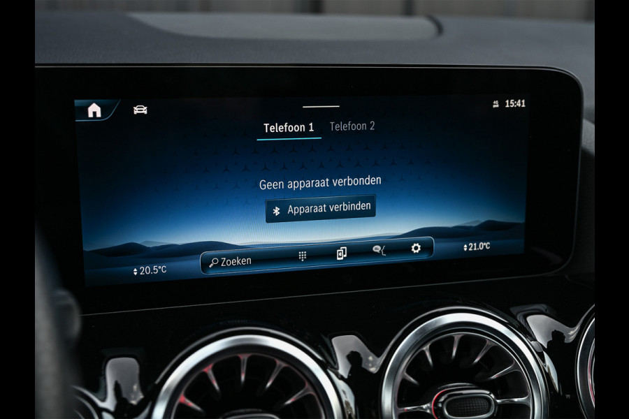 Mercedes-Benz GLA 250 e AMG Line Facelift | Panoramadak | Elektr. verst. stoelen met geheugen | Ambient verlichting | 20 inch | Burmester audio