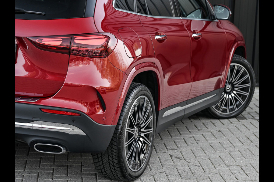 Mercedes-Benz GLA 250 e AMG Line Facelift | Panoramadak | Elektr. verst. stoelen met geheugen | Ambient verlichting | 20 inch | Burmester audio