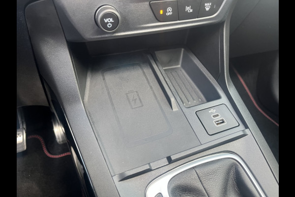 Ford Puma 1.0 EB Hybrid ST-line X 155pk AUTOMAAT! PANODAK! DRIVERPACK! 19I