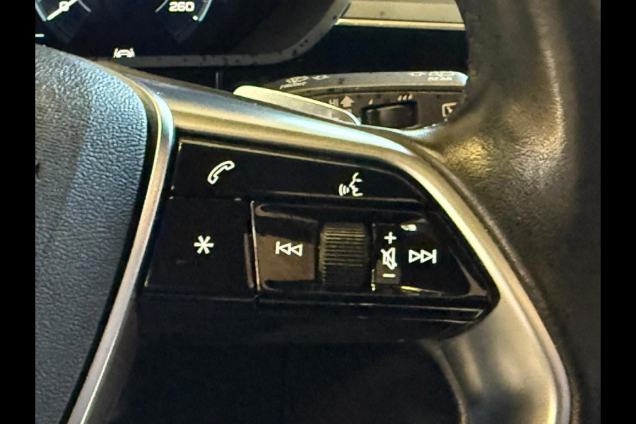 Audi e-tron 50 quattro Launch edition Plus 71 kWh Pano Trekhaak
