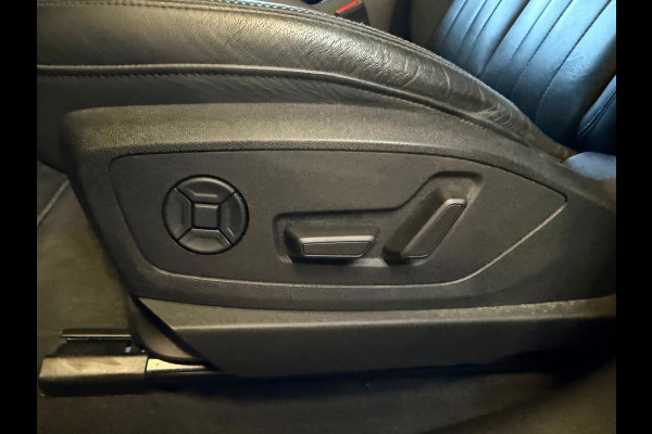 Audi e-tron 50 quattro Launch edition Plus 71 kWh Pano Trekhaak