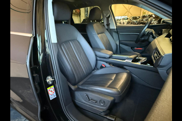 Audi e-tron 50 quattro Launch edition Plus 71 kWh Pano Trekhaak