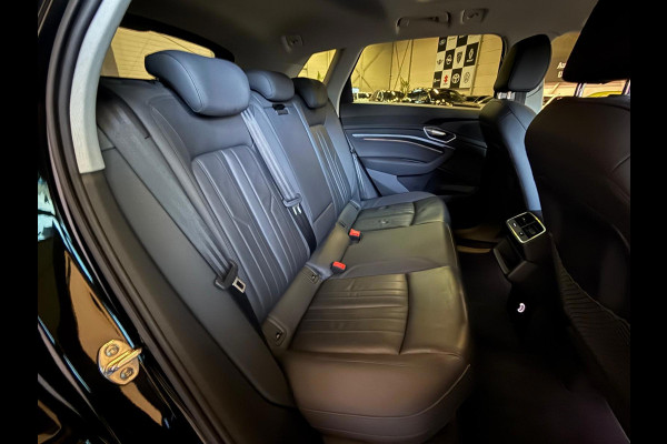 Audi e-tron 50 quattro Launch edition Plus 71 kWh Pano Trekhaak