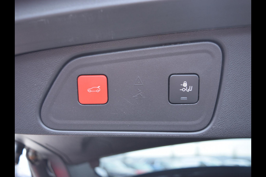 Peugeot 3008 1.6 HYbrid4 300 Première Pack Avantage SCHUIF- KANTELDAK | LEREN BEKLEDING | ACHTERUITRIJCAMERA MET SENSOREN | E.C.C. |