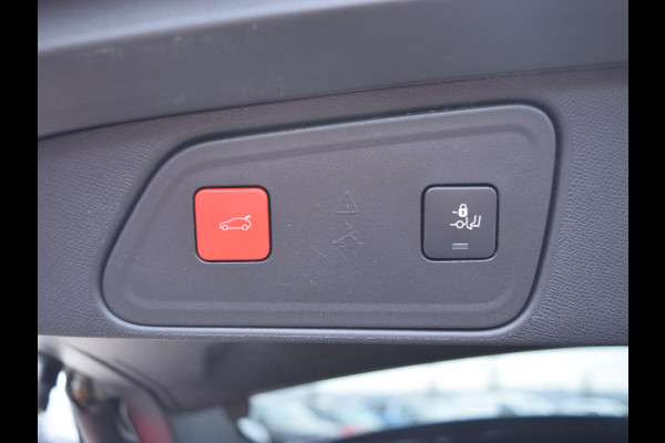 Peugeot 3008 1.6 HYbrid4 300 Première Pack Avantage SCHUIF- KANTELDAK | LEREN BEKLEDING | ACHTERUITRIJCAMERA MET SENSOREN | E.C.C. |