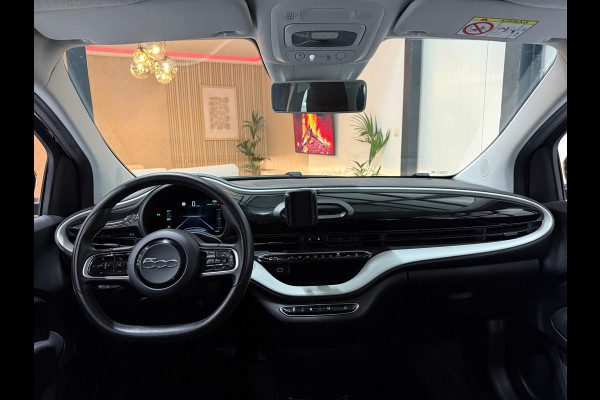 Fiat 500 Action 24 kWh SOH 91% Led Pdc Airco lane Assist Cruise Keyless start Virtual