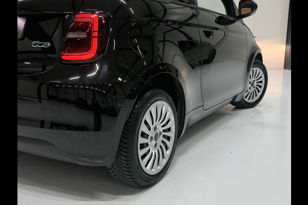 Fiat 500 Action 24 kWh SOH 91% Led Pdc Airco lane Assist Cruise Keyless start Virtual