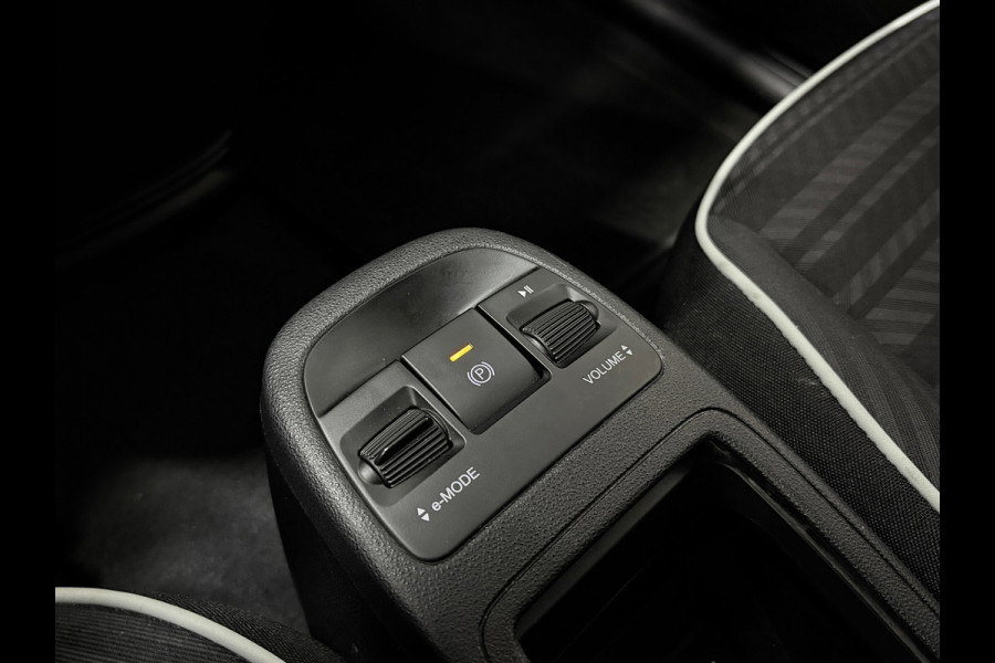 Fiat 500 Action 24 kWh SOH 91% Led Pdc Airco lane Assist Cruise Keyless start Virtual