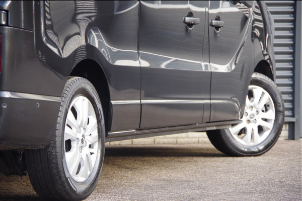 Renault Trafic 2.0 dCi T30 L2 Luxe 150PK AUT. LED, 2X SCHUIFDEUR, TREKHAAK, CLIMA, CAMERA, CRUISE, NAVI, NL AUTO, NAP