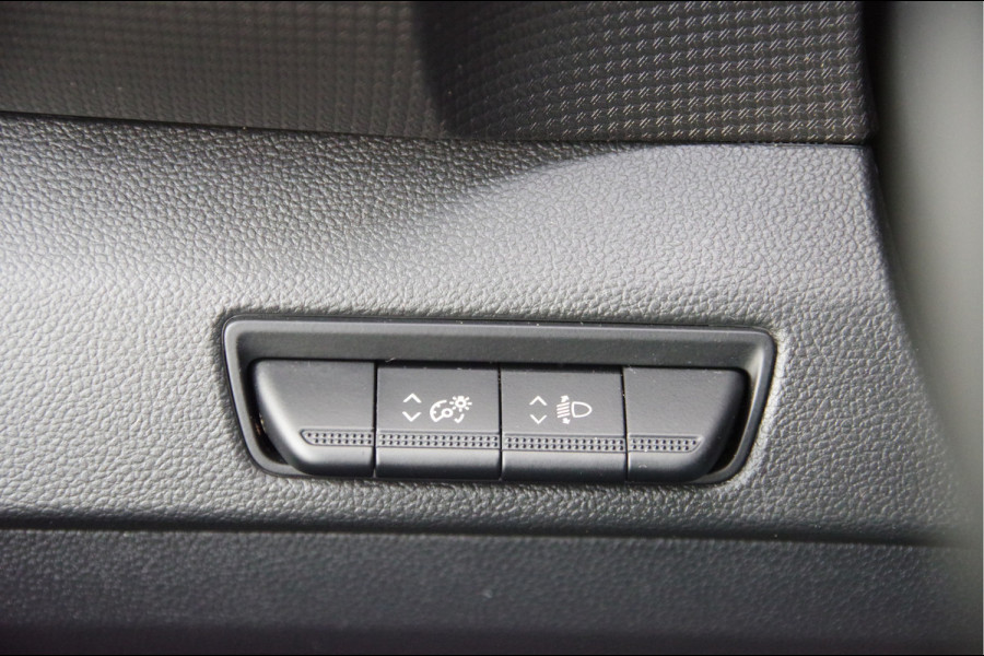 Renault Trafic 2.0 dCi T30 L2 Luxe 150PK AUT. LED, 2X SCHUIFDEUR, TREKHAAK, CLIMA, CAMERA, CRUISE, NAVI, NL AUTO, NAP