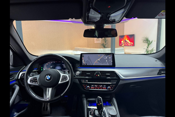 BMW 5 Serie Touring M-pakket Luchtvering VOL OPTIES | HUD | CarPlay | Trekhaak | Memory | Virtual | ACC
