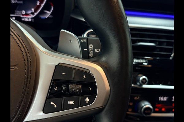 BMW 5 Serie Touring M-pakket Luchtvering VOL OPTIES | HUD | CarPlay | Trekhaak | Memory | Virtual | ACC