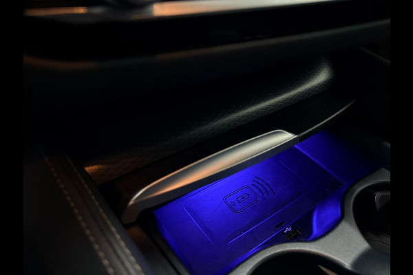 BMW 5 Serie Touring M-pakket Luchtvering VOL OPTIES | HUD | CarPlay | Trekhaak | Memory | Virtual | ACC