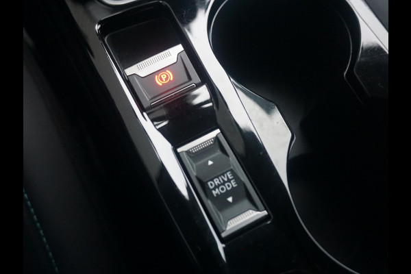 Peugeot 2008 1.2 PureTech Allure Pack All seasonbanden