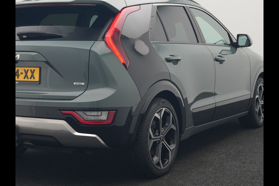 Kia Niro 1.6 GDi DynamicLine Plug In Hybrid 182pk PHEV | Trekhaak Afn. | Adaptive Cruise | Head Up | Camera | Harman / Kardon | Lederen Sportstoelen Memory & Ventilatie | Sfeerverlichting | Stoelen & Stuur Verwarmd | Apple Carplay | Keyless  |