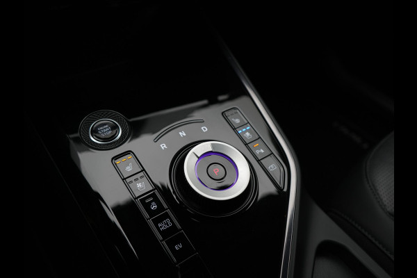 Kia Niro 1.6 GDi DynamicLine Plug In Hybrid 182pk PHEV | Trekhaak Afn. | Adaptive Cruise | Head Up | Camera | Harman / Kardon | Lederen Sportstoelen Memory & Ventilatie | Sfeerverlichting | Stoelen & Stuur Verwarmd | Apple Carplay | Keyless  |