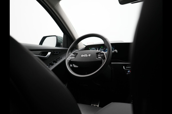 Kia Niro 1.6 GDi DynamicLine Plug In Hybrid 182pk PHEV | Trekhaak Afn. | Adaptive Cruise | Head Up | Camera | Harman / Kardon | Lederen Sportstoelen Memory & Ventilatie | Sfeerverlichting | Stoelen & Stuur Verwarmd | Apple Carplay | Keyless  |