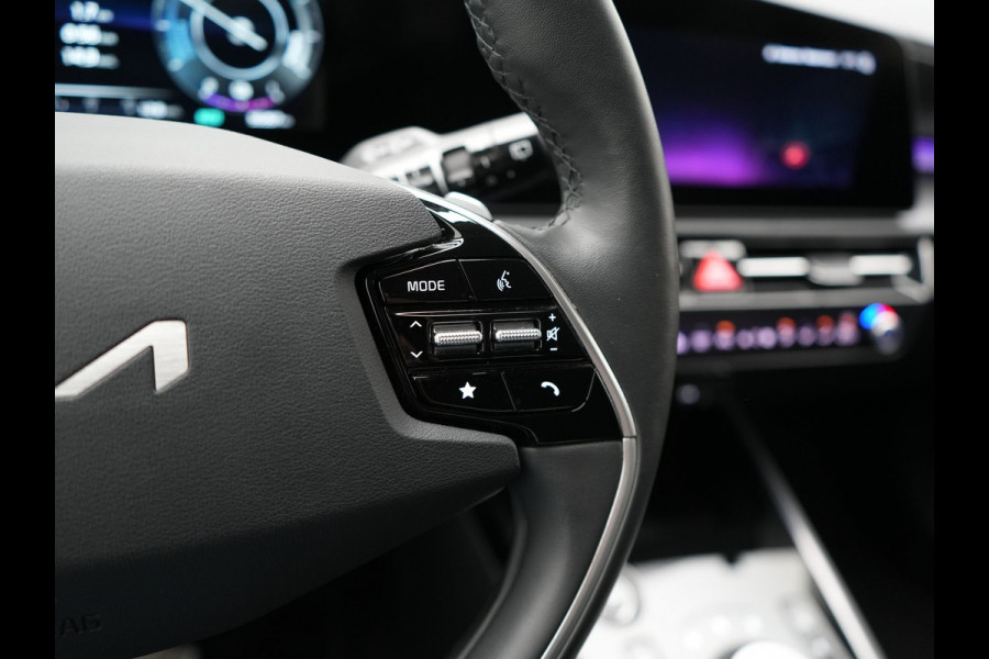 Kia Niro 1.6 GDi DynamicLine Plug In Hybrid 182pk PHEV | Trekhaak Afn. | Adaptive Cruise | Head Up | Camera | Harman / Kardon | Lederen Sportstoelen Memory & Ventilatie | Sfeerverlichting | Stoelen & Stuur Verwarmd | Apple Carplay | Keyless  |