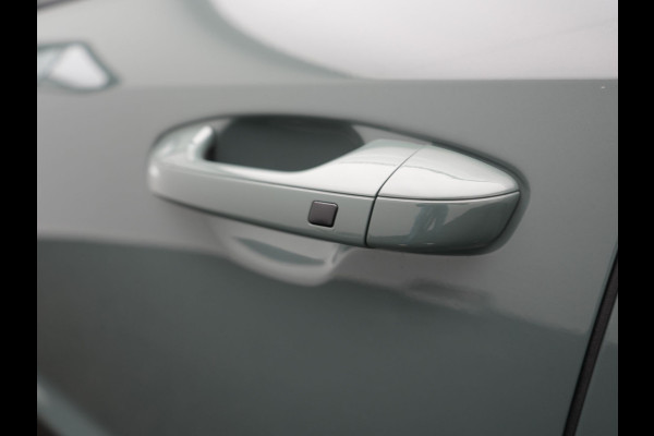 Kia Niro 1.6 GDi DynamicLine Plug In Hybrid 182pk PHEV | Trekhaak Afn. | Adaptive Cruise | Head Up | Camera | Harman / Kardon | Lederen Sportstoelen Memory & Ventilatie | Sfeerverlichting | Stoelen & Stuur Verwarmd | Apple Carplay | Keyless  |