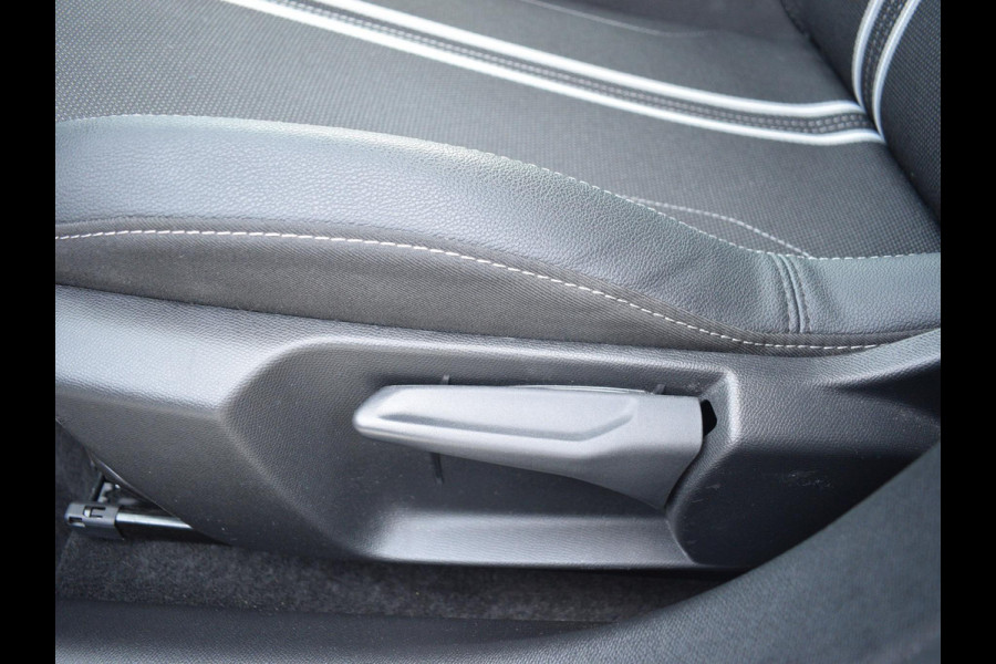 Opel Corsa 1.2 Turbo Hybrid GS ACHTERUITRIJCAMERA + SENSOREN | CARPLAY | E.C.C.