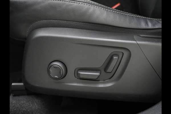 Volvo XC40 1.5 T5 Recharge Inscription | Styling Kit | Panoramadak | Pilot Assist | Harman/Kardon | Leder | Keyless | 360