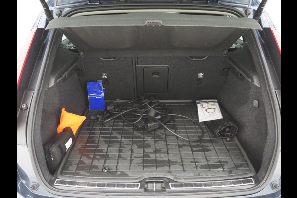 Volvo XC40 1.5 T5 Recharge Inscription | Styling Kit | Panoramadak | Pilot Assist | Harman/Kardon | Leder | Keyless | 360