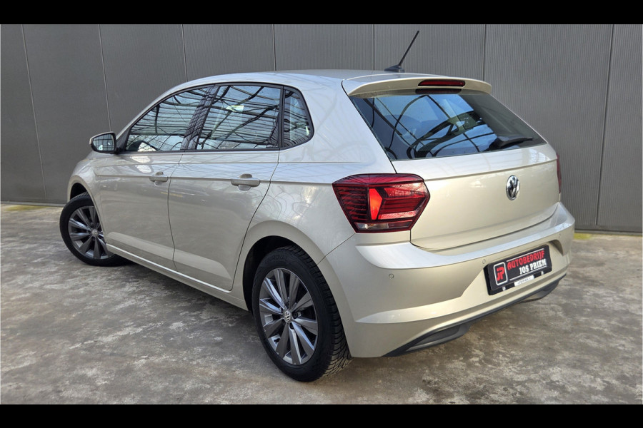 Volkswagen Polo 1.0 TSI Highline * PDC * 4 SEIZOENSBANDEN * CAMERA !!