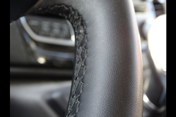 Ford Transit Custom 2.0 TDCI L1H1 Limited Automaat