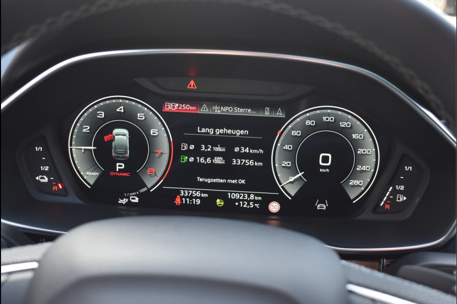 Audi Q3 Sportback 45 TFSI e S-Line 245 Pk Pano Navi Leder Keyless RSQ3 Diffusor 21 Inch