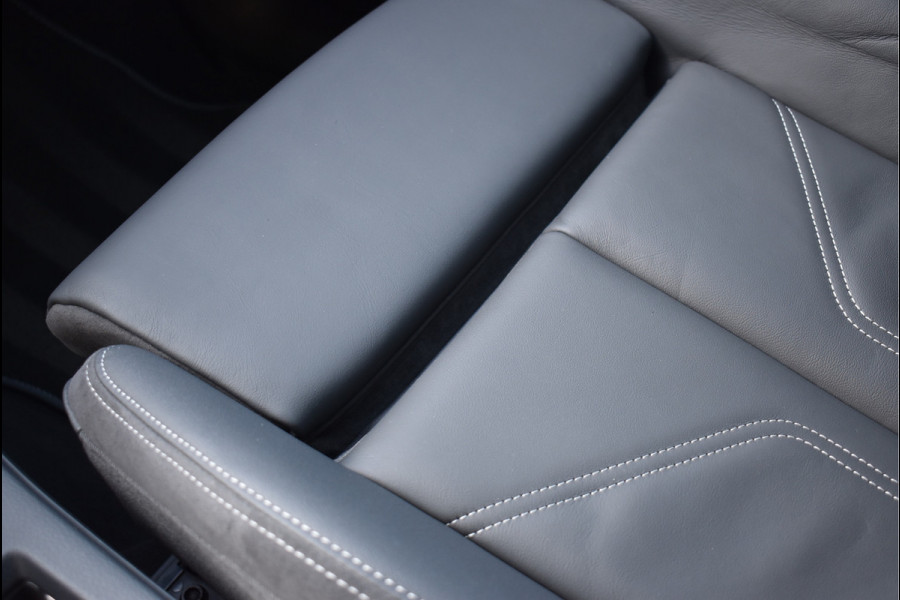 Audi Q3 Sportback 45 TFSI e S-Line 245 Pk Pano Navi Leder Keyless RSQ3 Diffusor 21 Inch