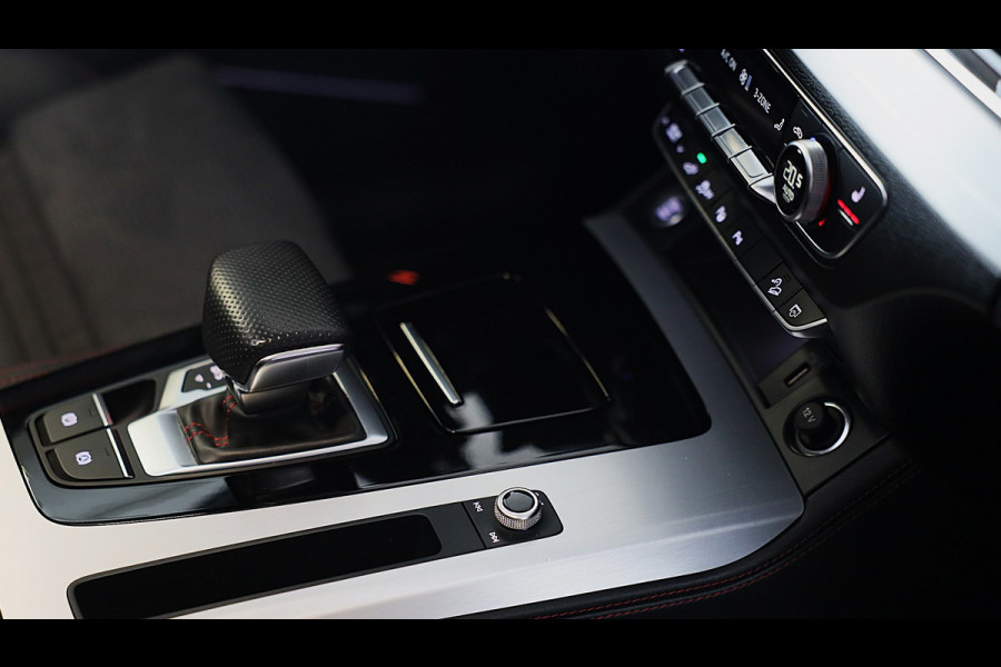 Audi Q5 55 TFSI e Quattro SQ5 Look / Massage / 360 Camera / B & O / Lane Assist / Virtual Cockpit / Open Pano / Led / 22 Inch
