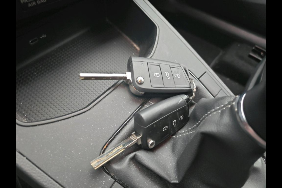 Seat Ibiza 1.0 EcoTSI Style NL-AUTO | LAGE KM STAND | NAVI | LED