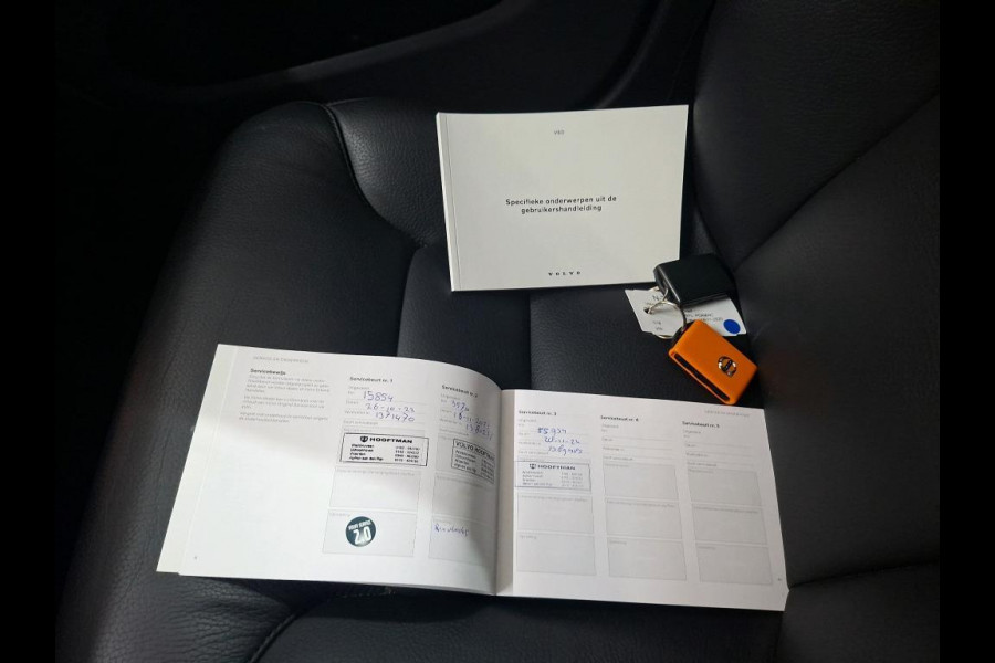 Volvo V60 2.0 B3 Momentum Advantage NL-AUTO | NAVI | LEDER