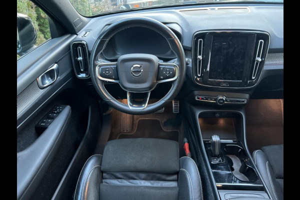 Volvo XC40 Recharge P8 AWD R-Design NL-AUTO | TREKHAAK | GOOGLE NAVI