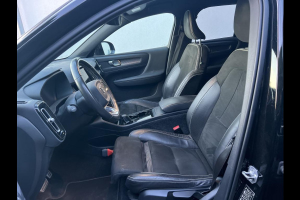Volvo XC40 Recharge P8 AWD R-Design NL-AUTO | TREKHAAK | GOOGLE NAVI