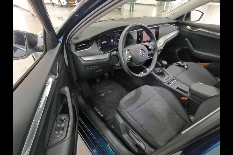 Škoda Octavia Combi 1.0 TSI Business Edition Plus NL-AUTO | PANODAK | NAVI