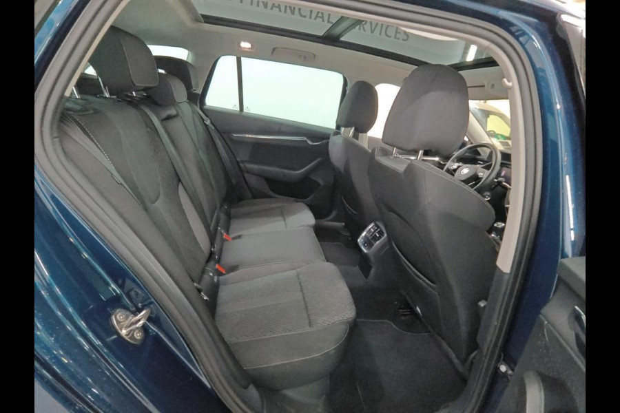 Škoda Octavia Combi 1.0 TSI Business Edition Plus NL-AUTO | PANODAK | NAVI